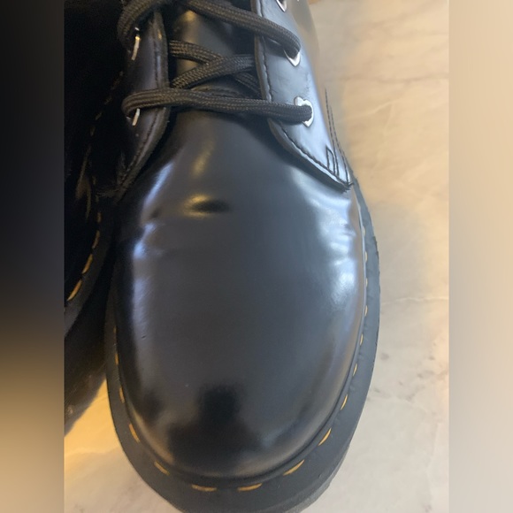 Dr Martens Hello Kitty size 7 - Picture 6 of 11